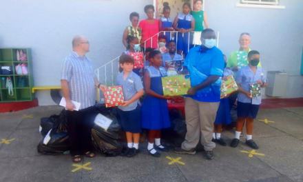 Private Primary School supports Charities this Christmas
