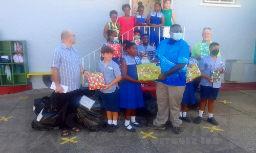 Private Primary School supports Charities this Christmas