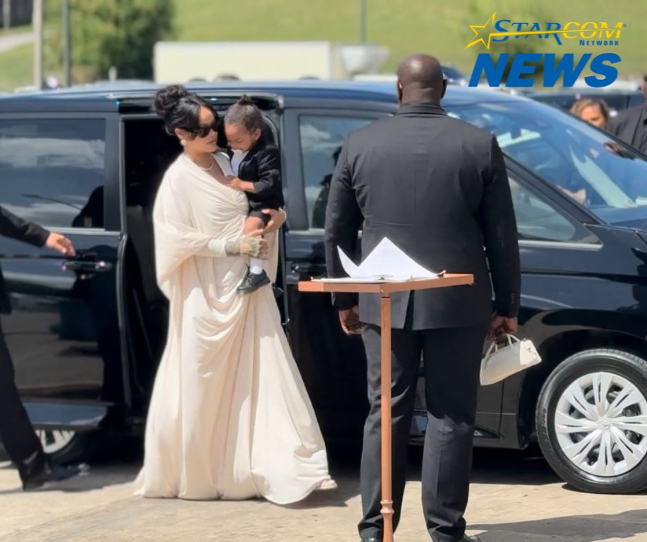 Rihanna Bids Farewell to Her Father Ronald Fenty - Starcom Network